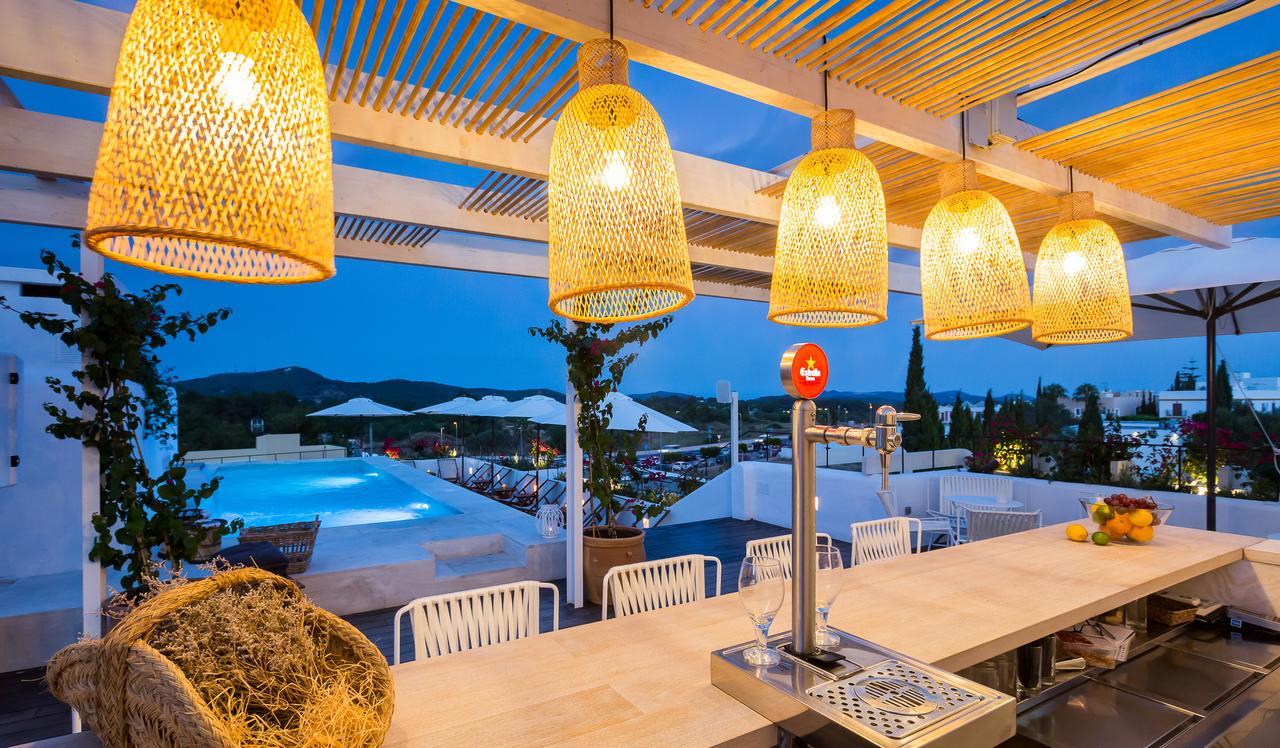Gatzara Suites Santa Gertrudis Santa Gertrudis  ภายนอก รูปภาพ