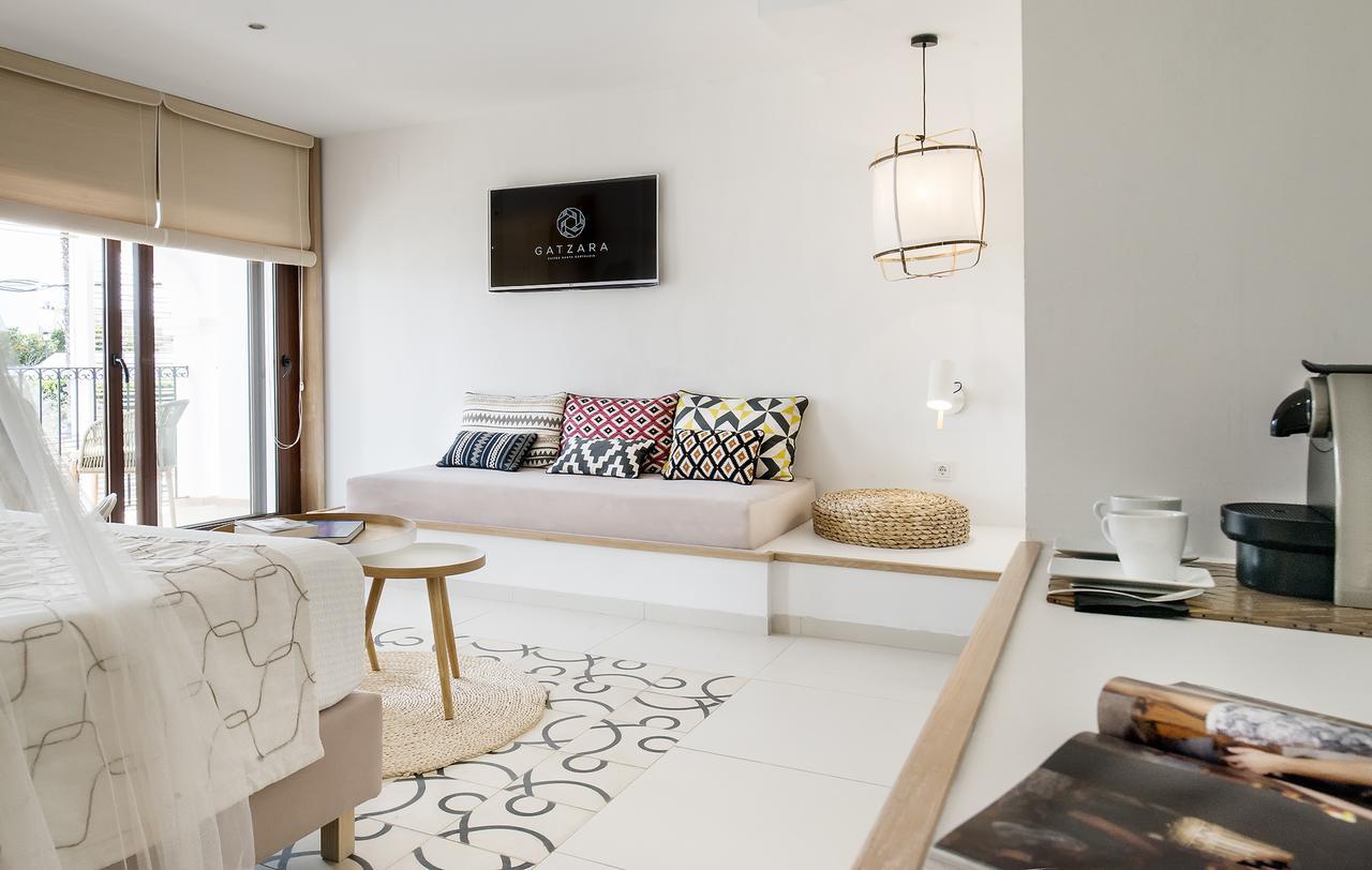 Gatzara Suites Santa Gertrudis Santa Gertrudis  ภายนอก รูปภาพ